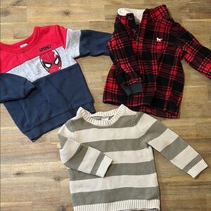 Bundle of 3 long sleeve shirts